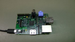 2011 十二月 Raspberry Pi Beta Production Board